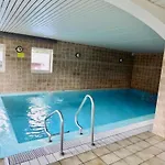 Grosse-ferienwohnung-pool-sauna-hallenbad-wintersport-bei-passau Apartman